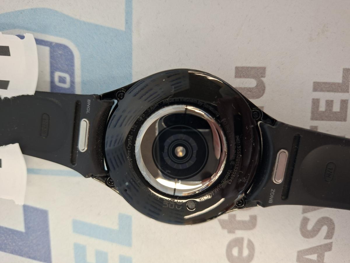 Samsung Galaxy Watch6 Classic Kártyafüggetlen 16 GB, 12 hó garancia
